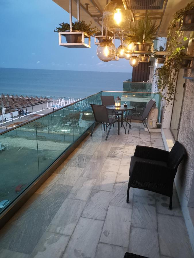 Maravali Seaview Mamaia Apartamento Exterior foto